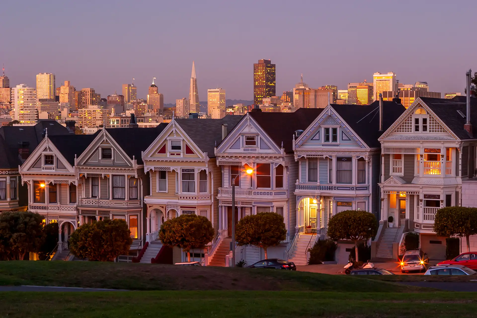 San Francisco, Alamo Square Fotostudio Meiningen: Painted Ladies - Vikorianische Holzhäuser in San Francisco bei Nacht